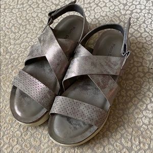 Pierre Dumas Sandals